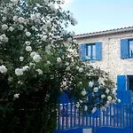 La Cadournaise Oda ve Kahvaltı