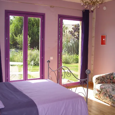 La Cadournaise Bed and Breakfast 3*