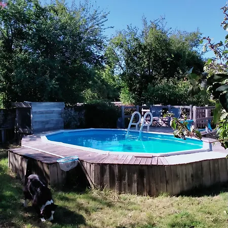 La Cadournaise Bed and Breakfast 3*