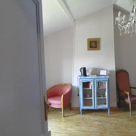 La Cadournaise Bed & Breakfast 3*