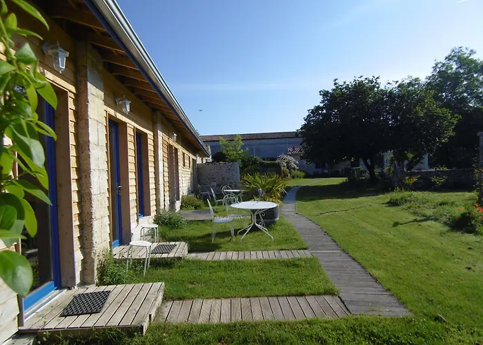 ベッド・アンド・ブレックファスト La Cadournaise